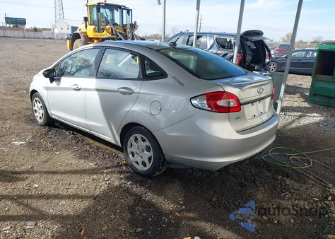 2013 Ford Fiesta Se z USA, uszkodzony, nr VIN 3FADP4BJ0DM218913